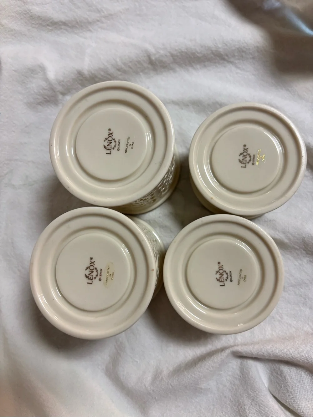 4 Lenox illuminates ivory pierced porcelain Filigree Votive Candle Holders